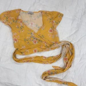 Flynnskye Anabelle yellow wrap top XS